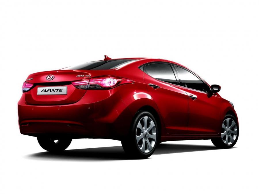  Hyundai Avante 2010 года  (фото 15 из 18)